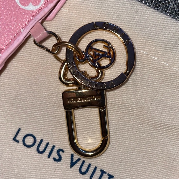 Pink fashion Monogram bag charm - Picture 6 of 6